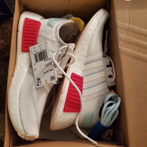 Adidas NMB R1 Womens Sneakers  Orginal White Rose Pink Teal  Limited Edition - Picture 2 of 12